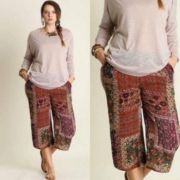 Creative direction capris  - Picture 1 of 3